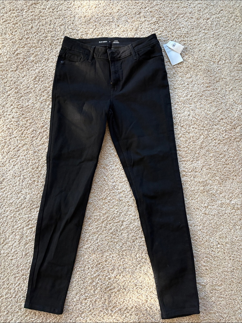 NWT- Women’s Old Navy Black Rockstar Skinny Jeans -